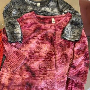 Woman’s Textured Long Sleeve Tops